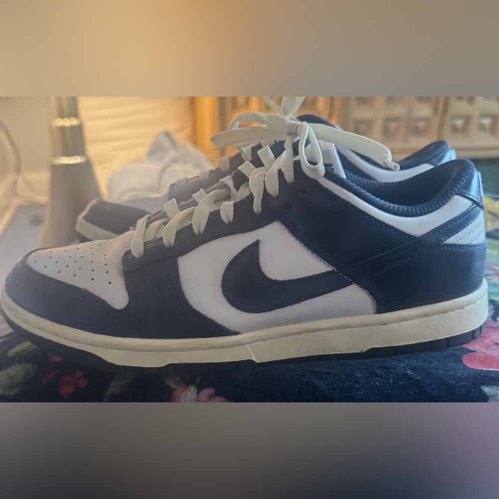Nike Men's Dark Blue and White Sneakers